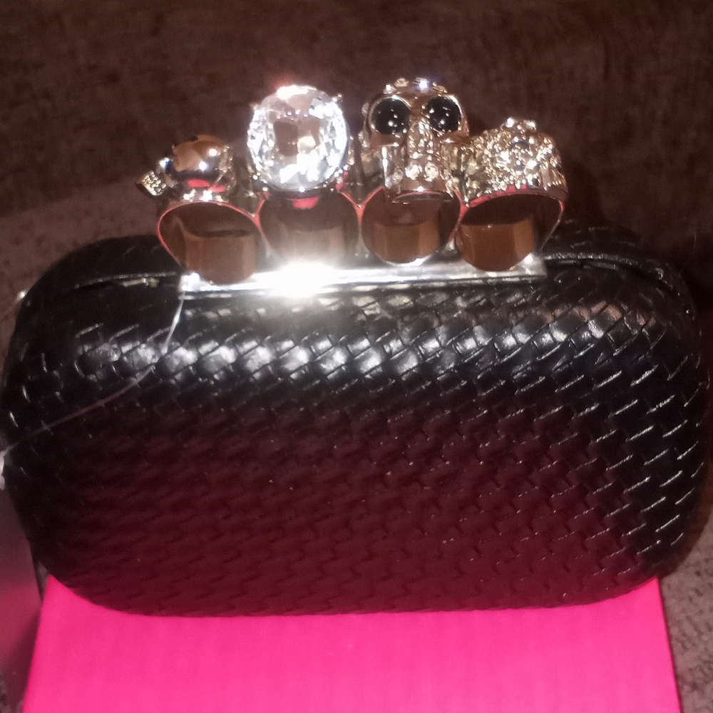 Bongo, Skeleton clutch